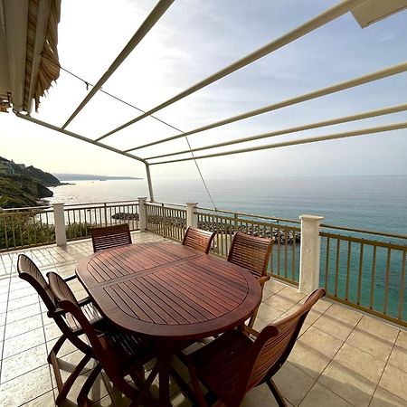 Terrazza Sul Mare Apartment Пицо Екстериор снимка